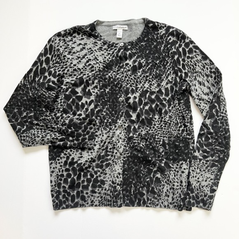 Croft & Barrow animal print cardigan‎ Size PS black gray button down long sleeve